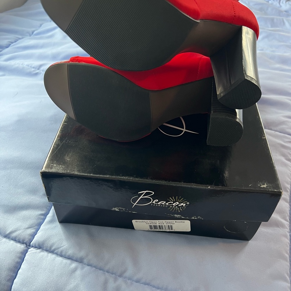 Beacon Red Heeled Boots with Chunky Heel and Platform - Picture 3 of 3